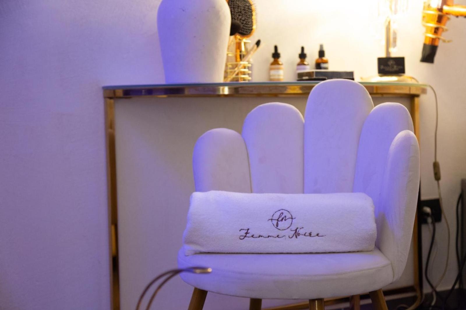Femme Noir Luxury Spa Experience San Nicola La Strada Εξωτερικό φωτογραφία